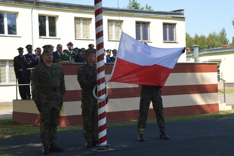 Uroczysty apel z okazji Święta Wojska Polskiego